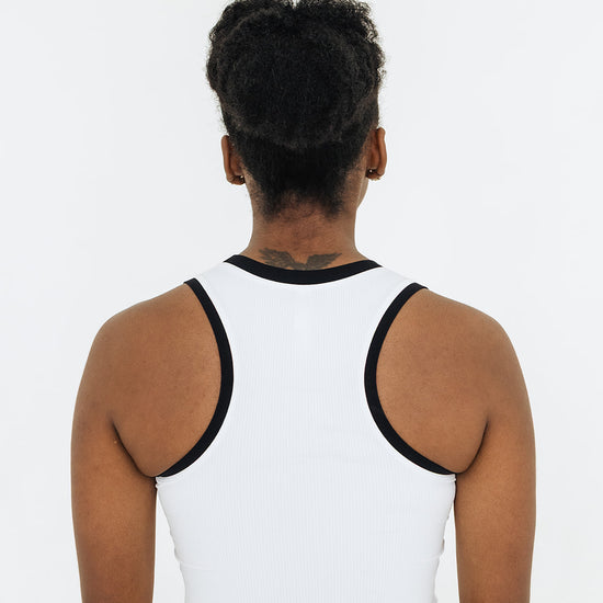 SCULPTED MONOCHROME CROP - UNLMTD Active + Lounge