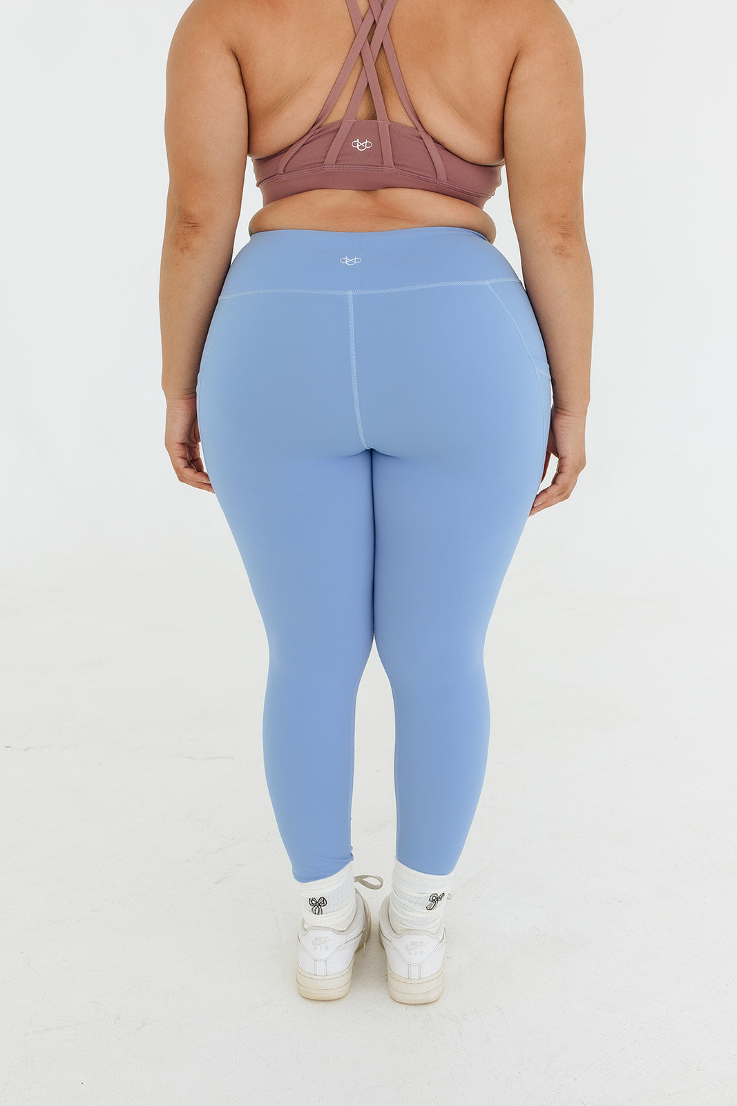 AZURE EMPRESS LEGGINGS - UNLMTD Active + Lounge